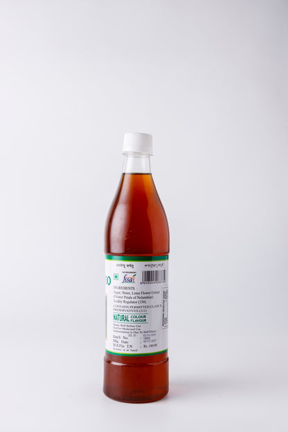 Pouring Thamaraipoo Sarpath into a Glass 